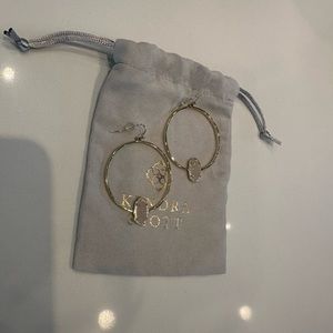 Kendra Scott hoop earrings